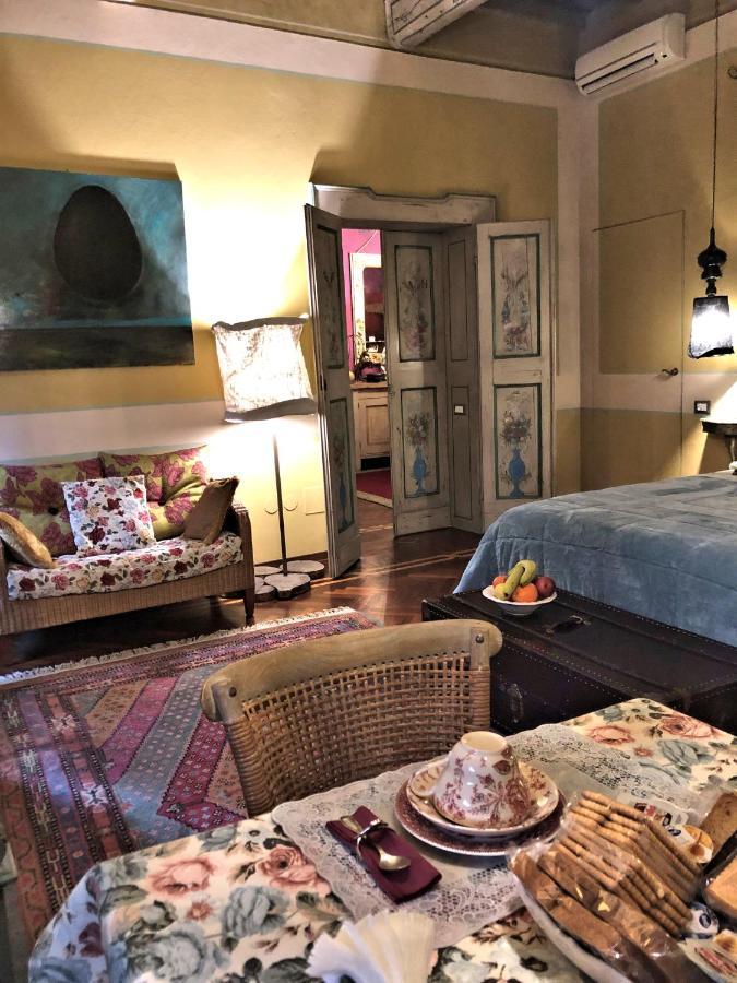 L'Ape Regina Lejlighed Ferrara Eksteriør billede