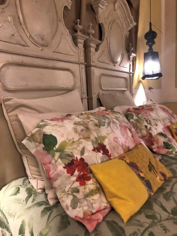 L'Ape Regina Lejlighed Ferrara Eksteriør billede