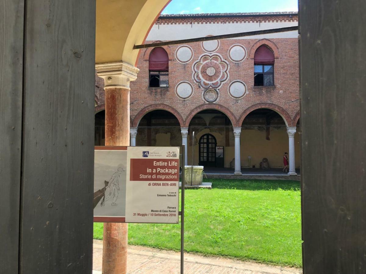L'Ape Regina Lejlighed Ferrara Eksteriør billede